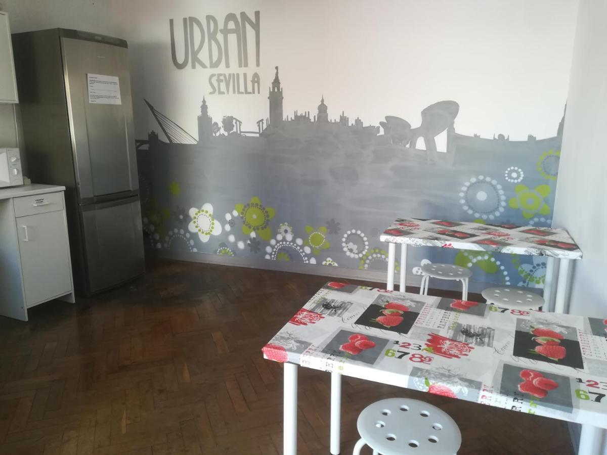 Hostel Urban Sevilla Bagian luar foto